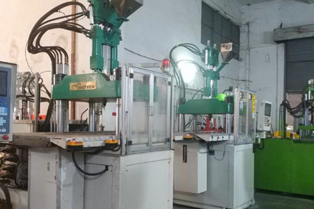 立式高速注塑機(jī)如何控制溫度？掌握這四點(diǎn)！