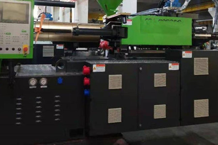 塑料注塑機(jī)的輔助設(shè)備有哪些？京瓊介紹！